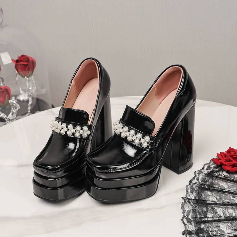 

Plus Size Round Flat Toe Shiny Patent Leather Applique Women's Pumps Double-Layer Platform Ultra Hollow Thick Heel High Heels
