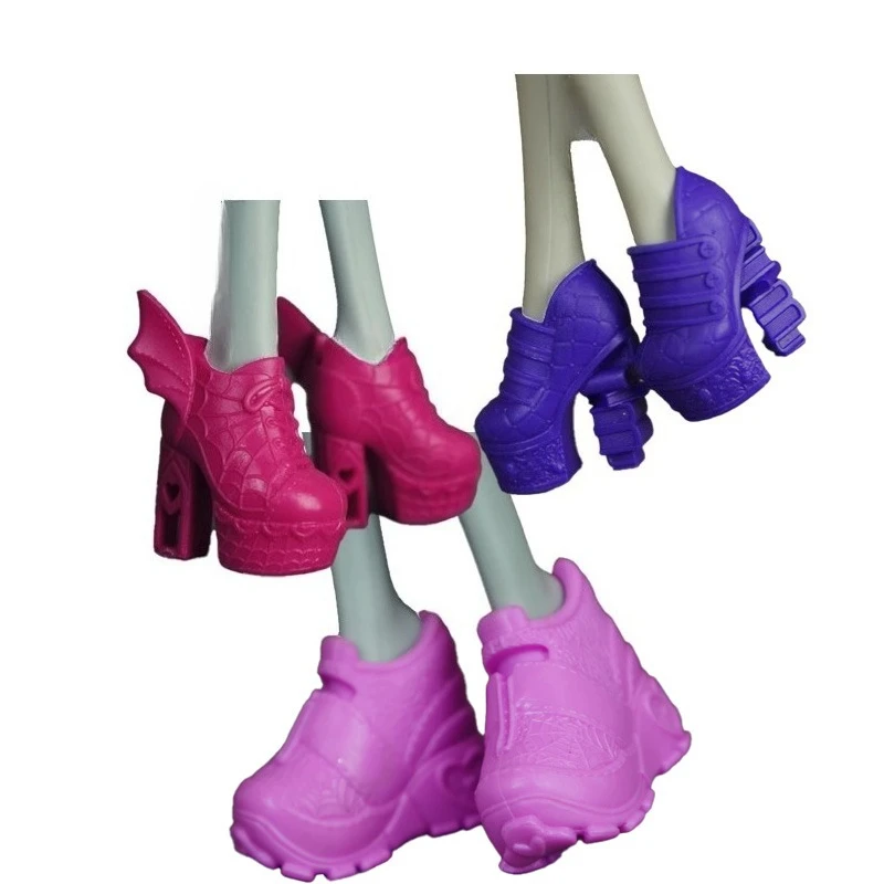 

LX1140 Beautiful classic shoes flat foot high heels sandals fun to choose for your Monster H dolls accessories