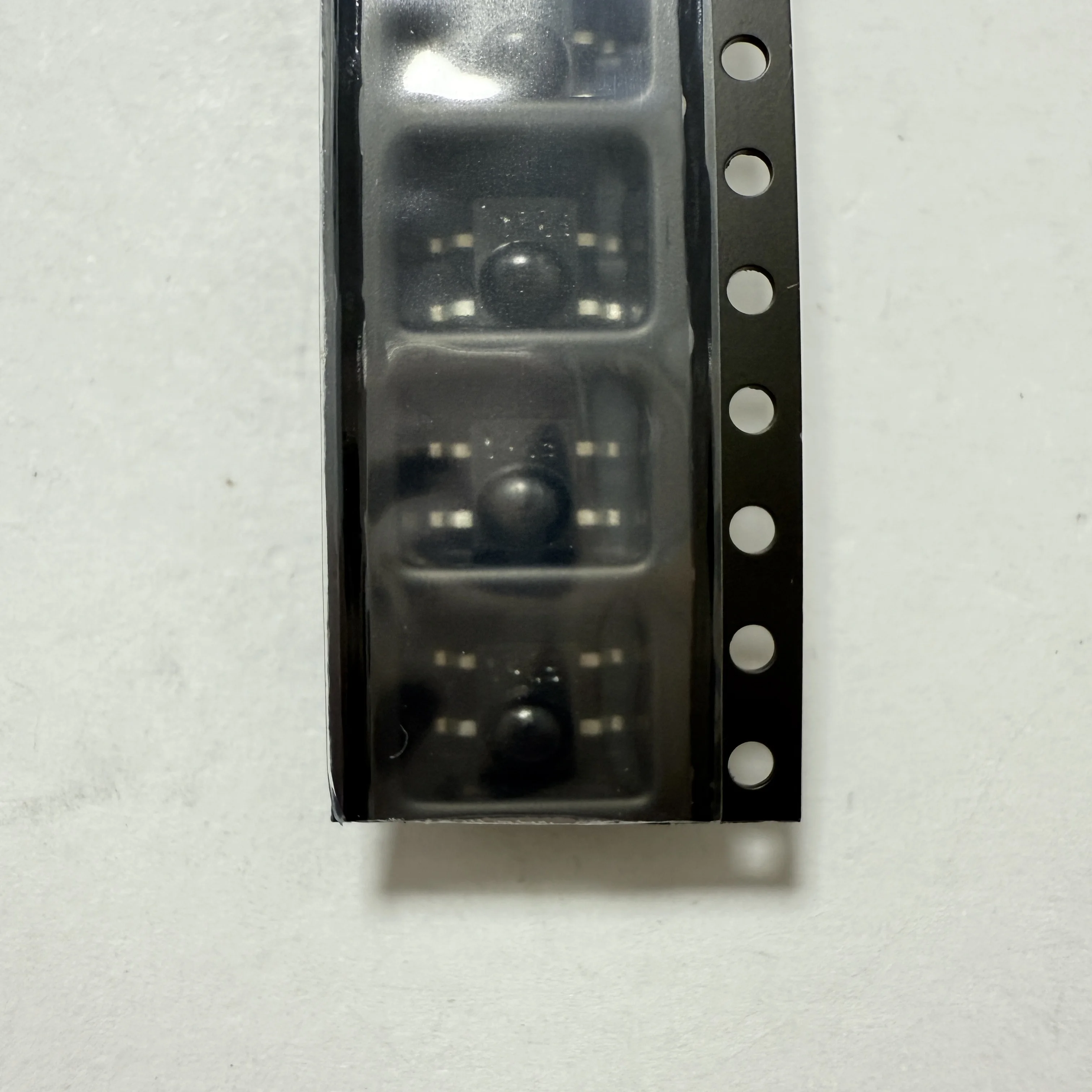 50PCS/LOT IRM-H638T/TR2 (Infrared remote control receiver head)