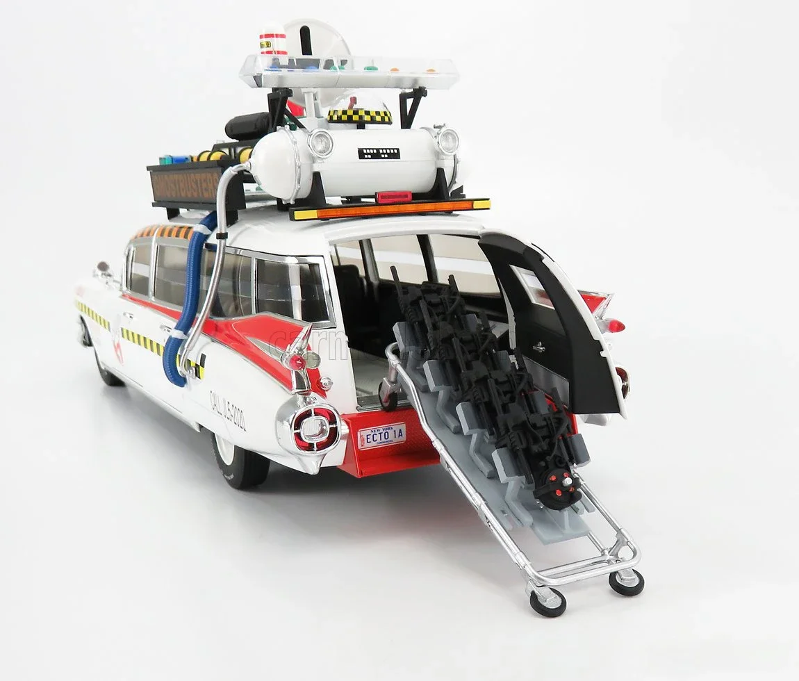 1:18 Ghostbusters ECTO-1A Ghost Car Fine Alloy die-cast miniature