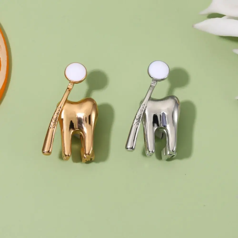 Funny Zinc Alloy Tooth Shape Brooch Geometric Korean Style Dentist Nurse Enamel Pins Backpack Badge Pin Decoration