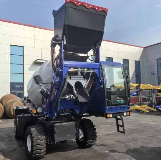 Customized Self-loading Concrete Mixer Truck Reinforced Structure Bucket With Abrasion Resistant Steel For Long Life