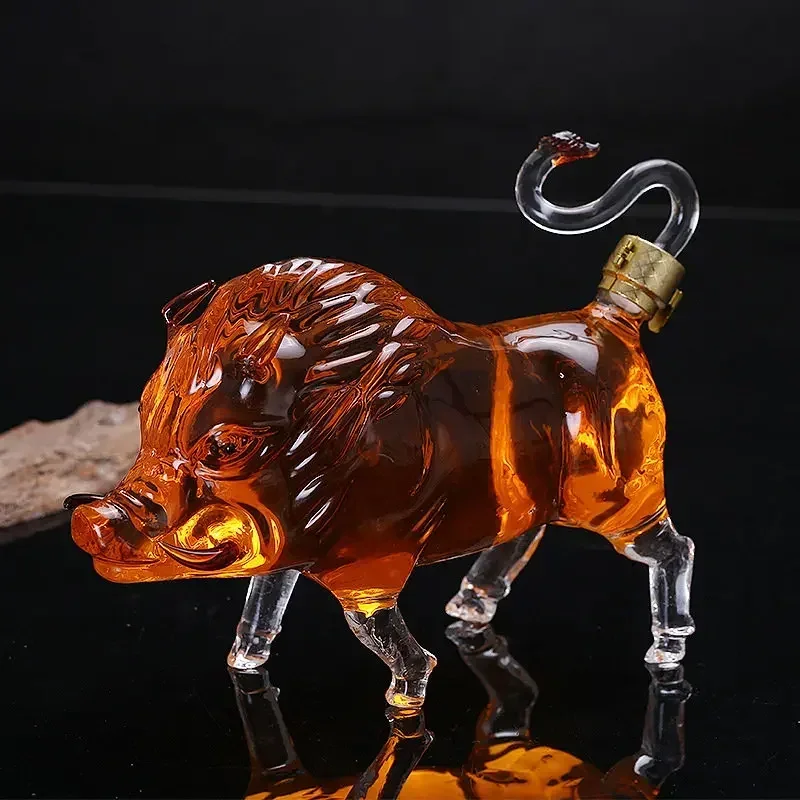 Lead-free glass whiskey decanter, wild boar, animal, novelty, for liquor, Scotch Bourbon