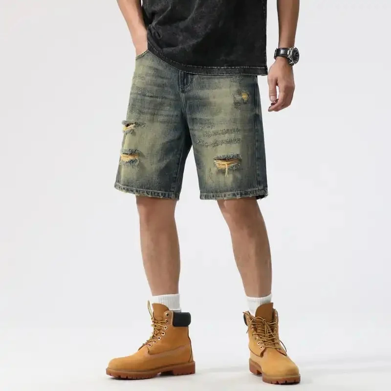 

Новые рваные джинсы для мужчин, лето 2026, свободный прямой крой, американский ретро-винтажный стиль, модные повседневные брюки-пятишорты