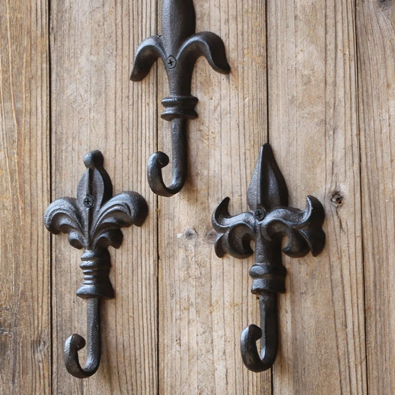 European style retro iron and cast iron hooks, courtyard gardens, outdoor creative decoration, clothes hooks, key hooks