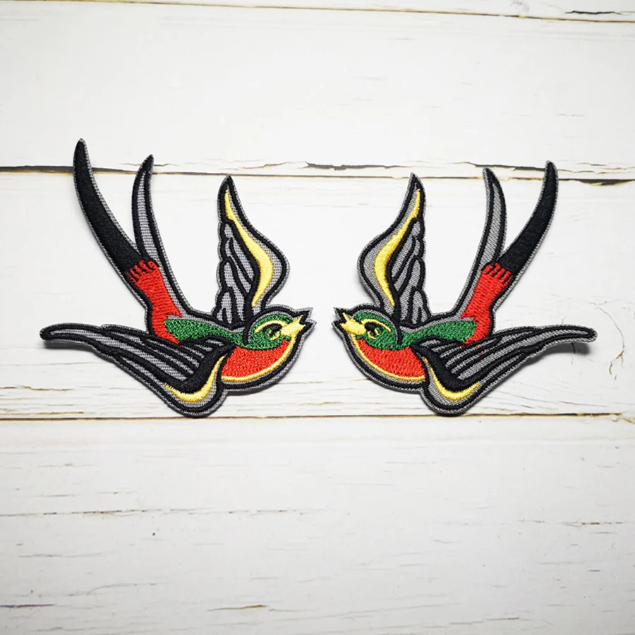 1 Pair Colorful Swallow Patch Bird Tattoo Sparrow Embroidered Iron On Applique Cloth Dress Scrapbooking