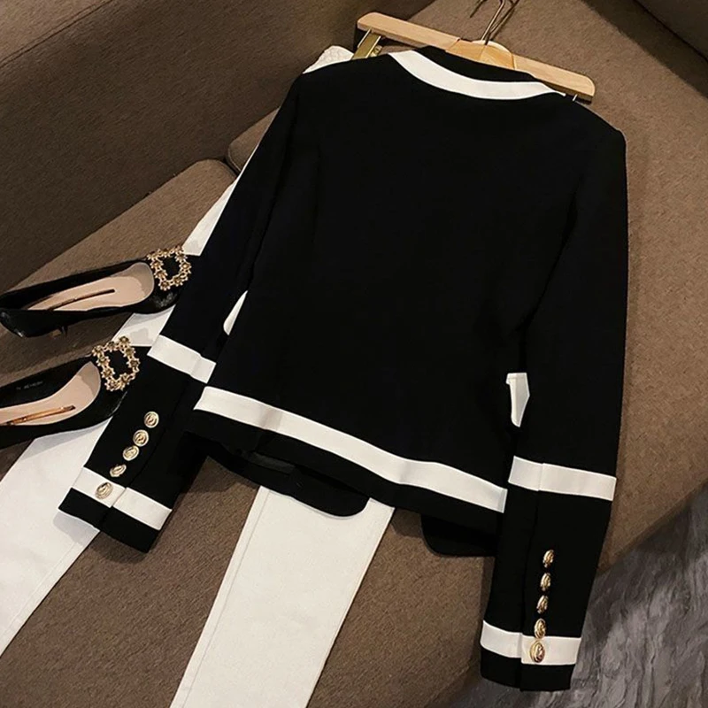 Women\'s Court Style Contrast Coat, High-Quality, Light Luxury, Metal Buckle, Fashion Suit, Female Clothes, Black and White