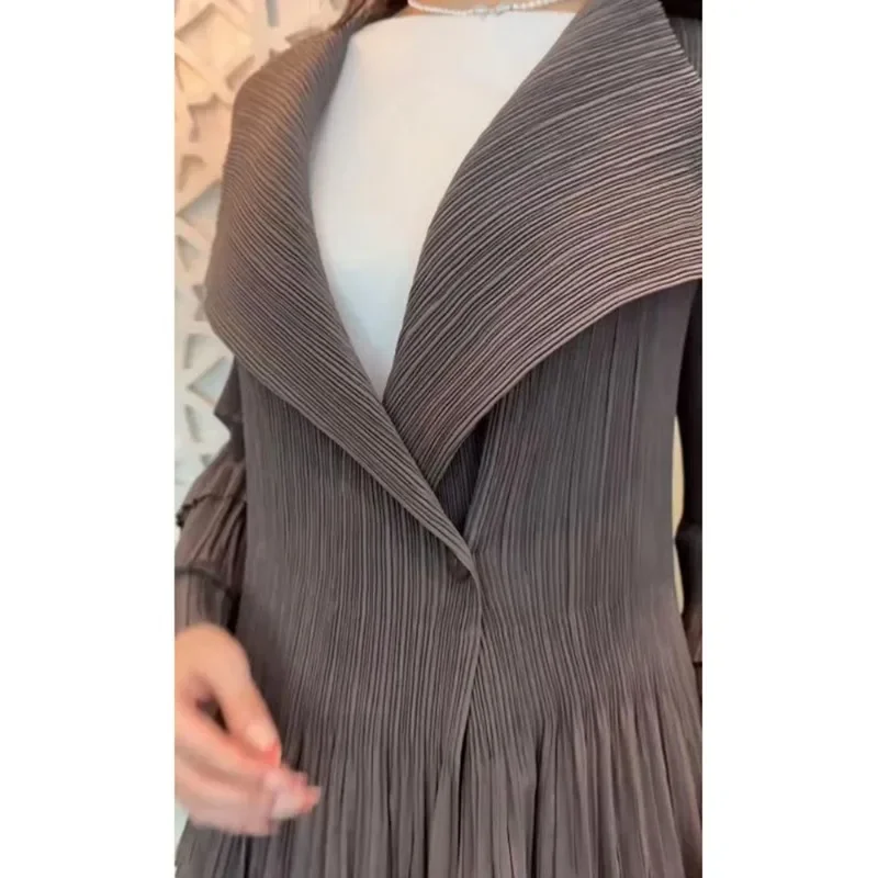 YUDX Miyake Pleated Spliced Ruffles Trench Coat Women Lapel Full Flare Sleeve Single Button Solid Color New 2023 Outwear Tops