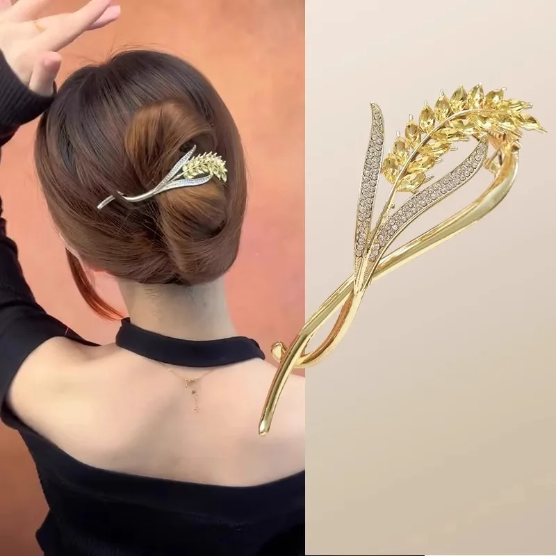 

Premium Ear Hairpin Clip on The Back of The Head, Headgear, One-word Twistgrab Clip, Female Disc Hair Artifact