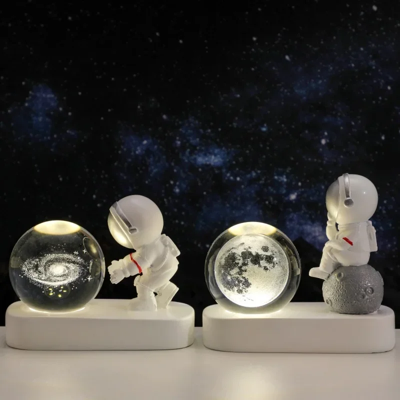 

Creative 3D Astronaut Crystal Ball Led Night Light for Children Bedroom Planet Space Solar System Lamp USB Christmas Kid Gift