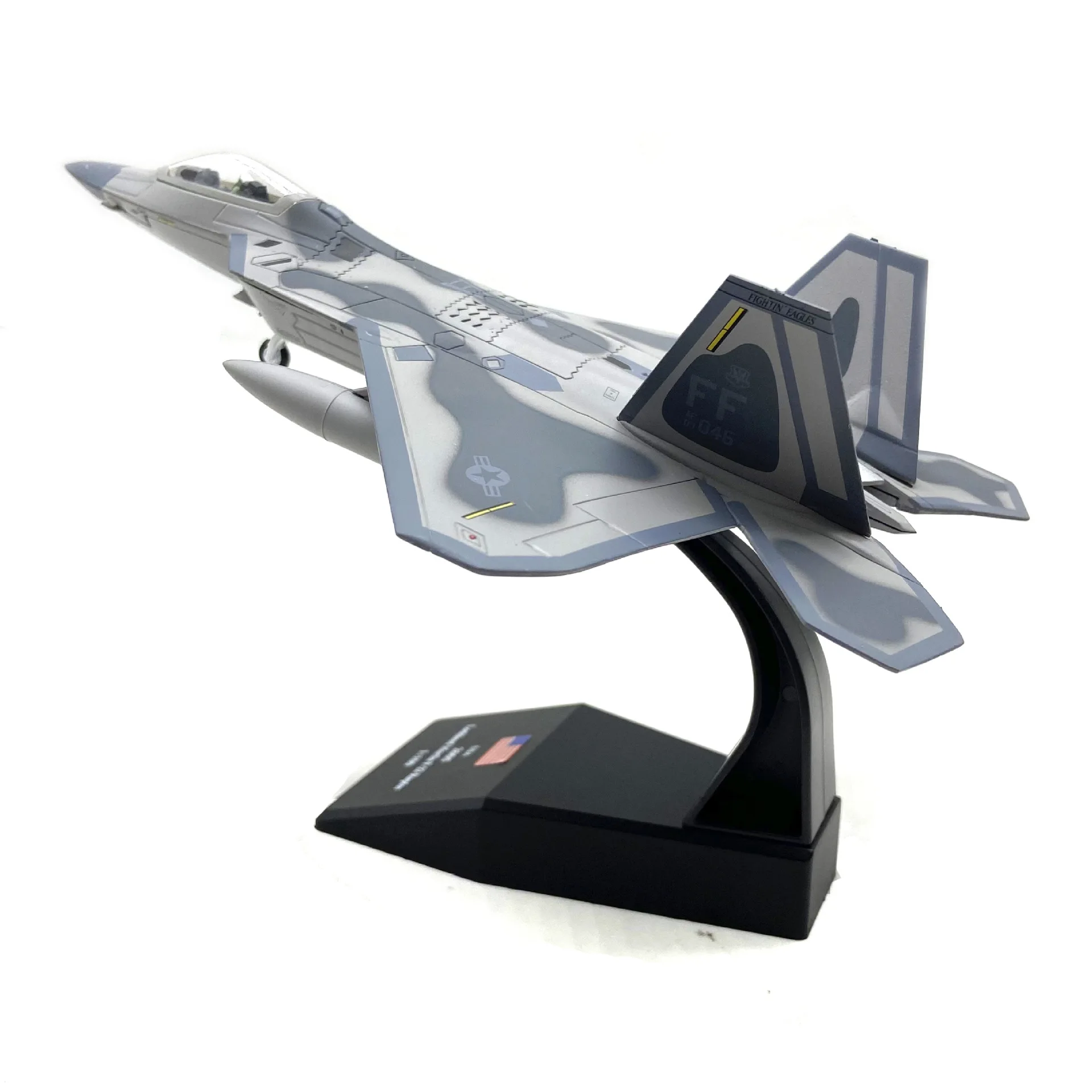 1/100th Die-Cast American F-22 Fighter Raptor Plane Aircraft Model Keepsake Raptor Aircraft Diecast Model W/ Stand Kids Gift