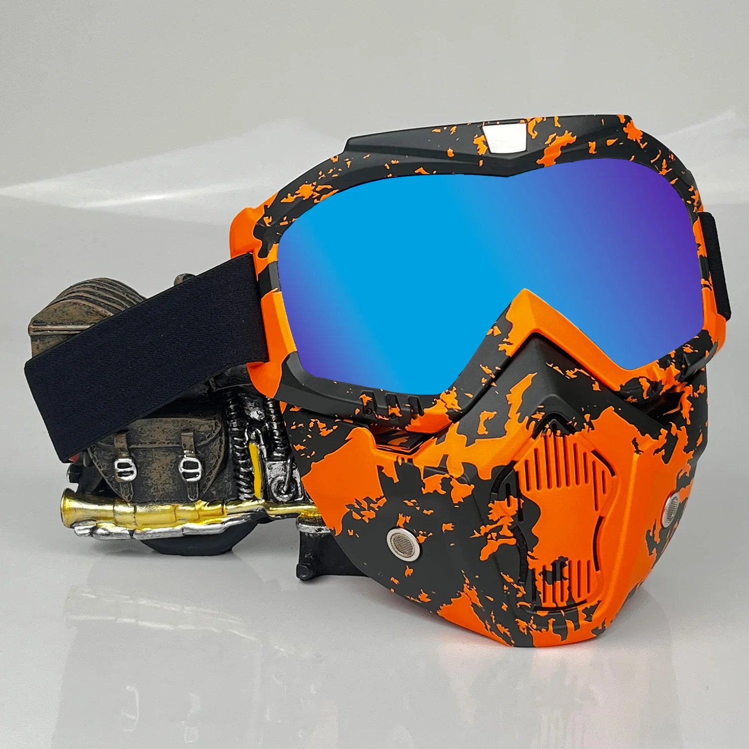 One-Piece Detachable Motorcycle Mask - Wind/Sand Proof, Wide Field of View & Breathable for Street Riding