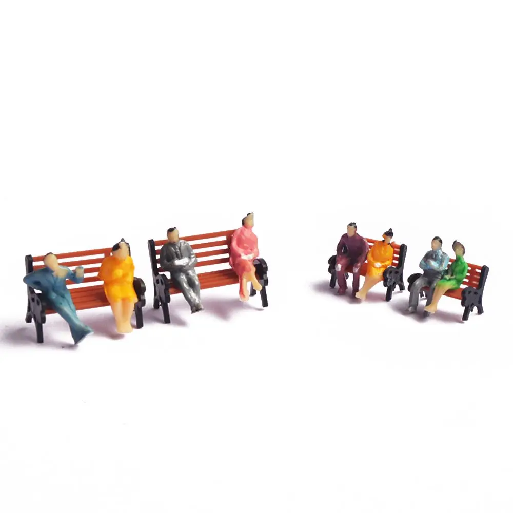 100Pcs ABS People Figures Toys Seated Painted Model 1:87/100 Scale Miniature People Model Collection Railway Sitting Passengers