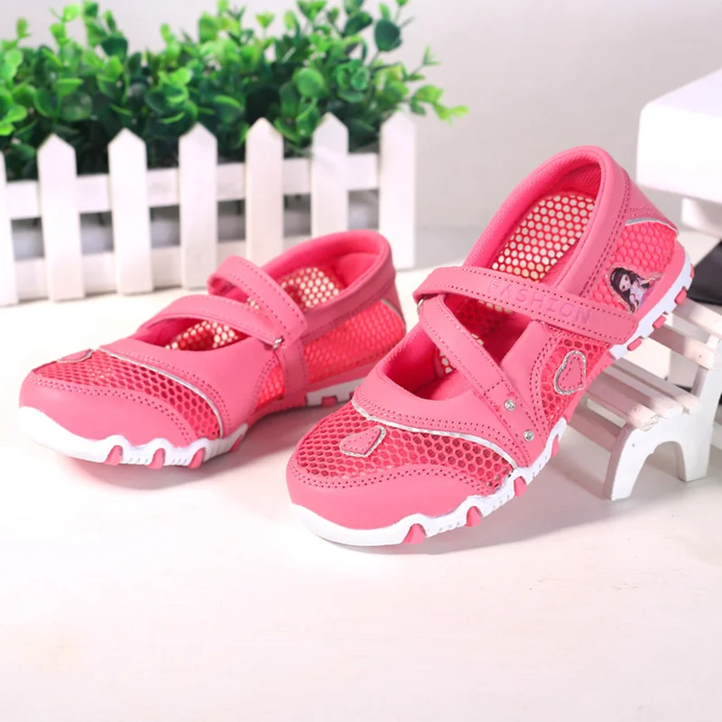 Vendita calda estate di alta qualità antiscivolo scarpe per bambini sandali moda per ragazze sandali principessa cartone animato per bambini piatti