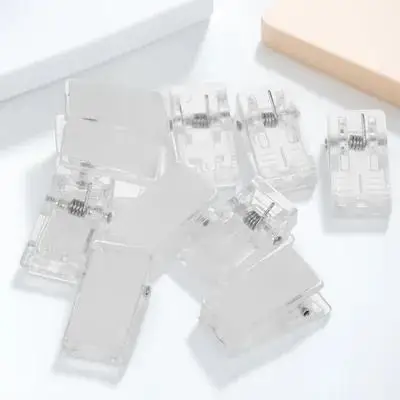 

30Pcs Clear Self-Adhesive Clips Badge Holders Id Cards Fixing Photo Wall Decorations Simple Design Long-Lasting