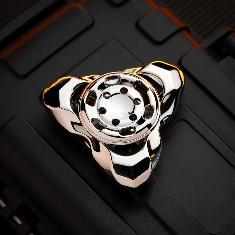 LQ Three-leaf Fingertip Gyroscope Edc Decompression Metal Small Toy Gift Adult Leisure Entertainment Personality Desk Toy