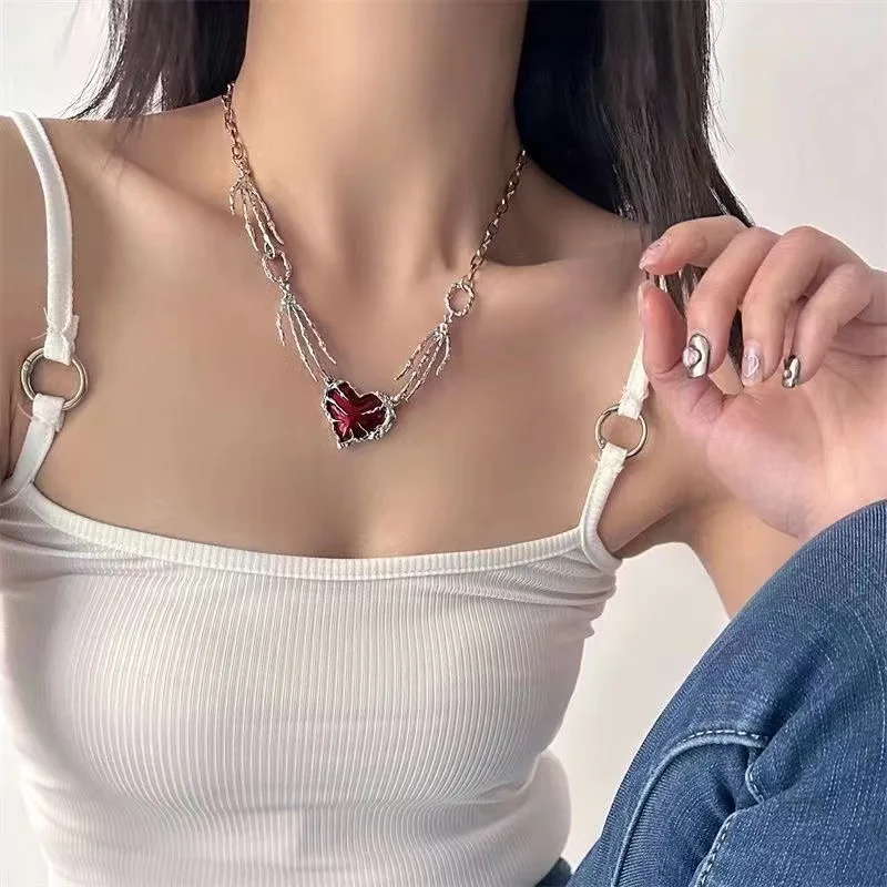 Gotische Totenkopf-Klauen-Herz-Halskette für Frauen, trendiger roter Kristall, Dornenliebe, übertrieben, dunkle Halsreifen, Accessoires, Modeschmuck – Detail 6