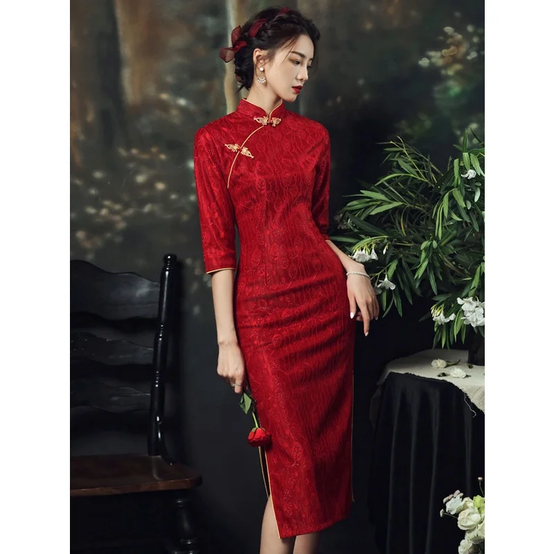 

2023 New Chinese Wine Red Cheongsam Women Wedding Evening Dress Half Sleeve Female Slim Bridal Dresses