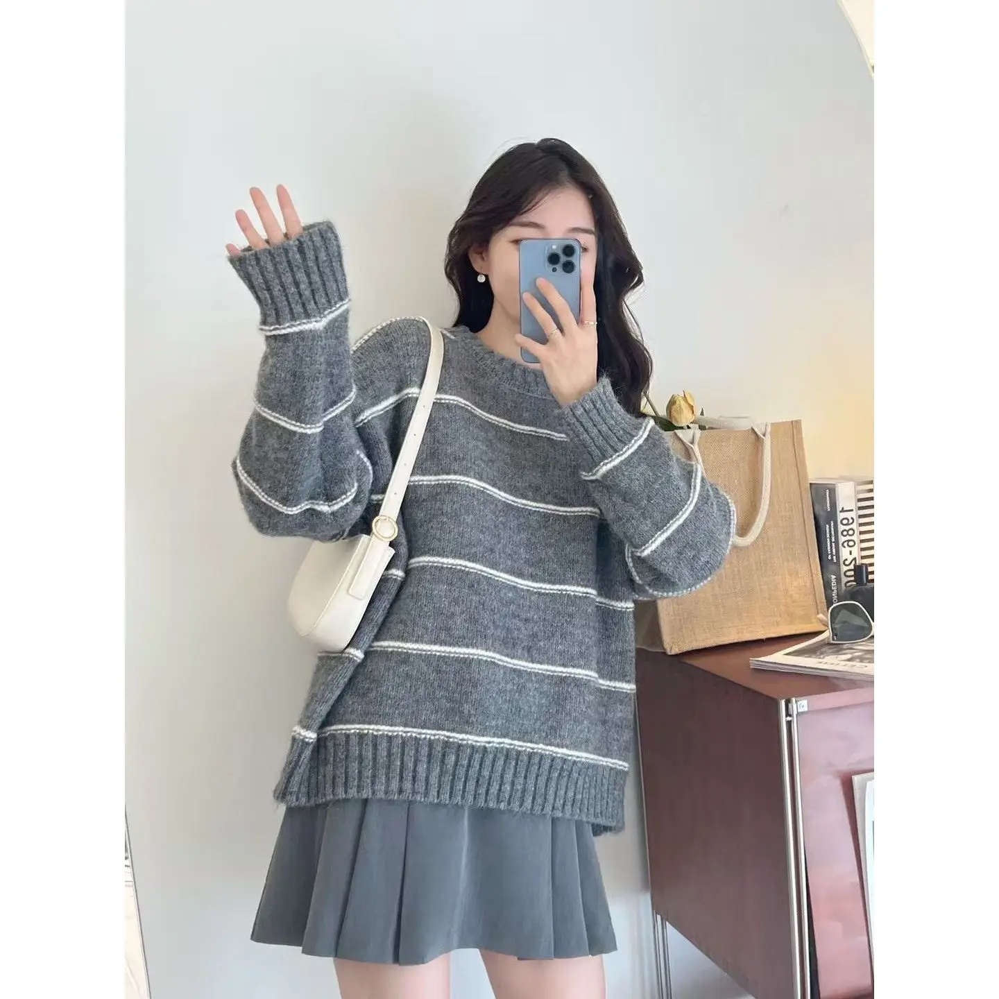 

Корейский свитер Sle ey, простой полосатый круглый свободный тонкий мягкий вязаный свитер «голова поверх тела», удобный теплый длинный длинный слэ...