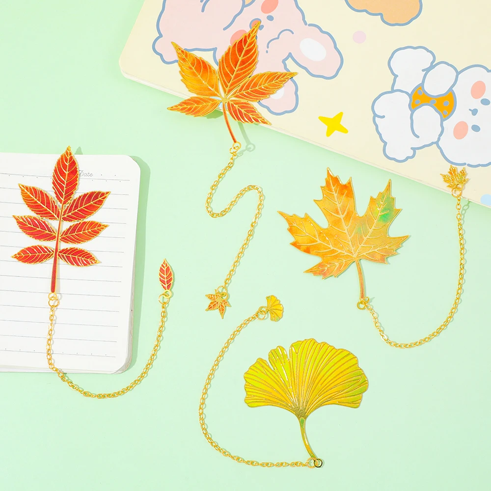 علامة مرجعية جميلة وفريدة من نوعها على شكل أوراق نباتية مع سلسلة، مناسبة لمحبي الكتب والكتاب كعلامة مرجعية عتيقة.