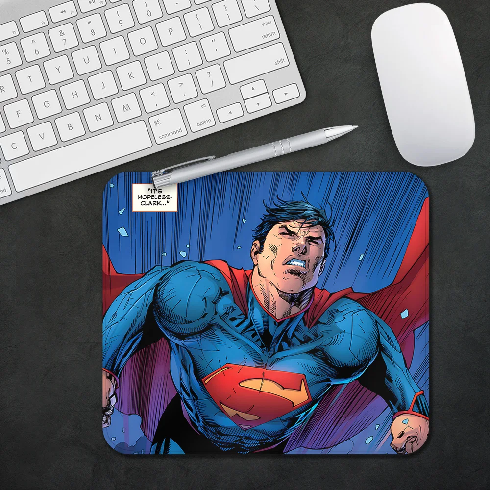 Cartoon S-SupermanS Logo Gaming Mouse Pad XS Small Mousepad For PC Gamer Desktop Decoration Office Mouse Mat Deskmat Rug