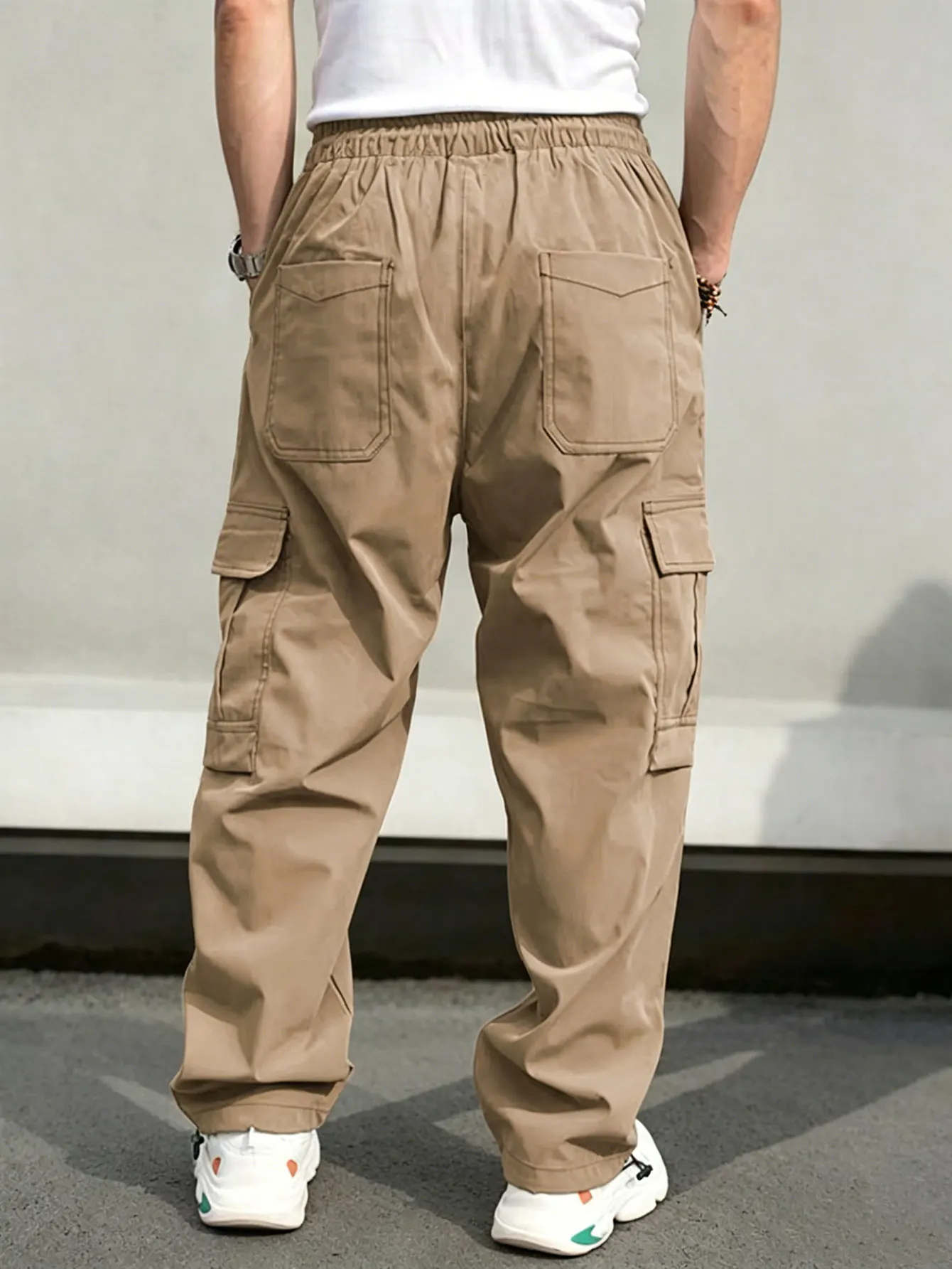Einfarbige Cargohose für Herren mit Pattentasche, Kordelzug am Bund, normale Passform, lässige Hose mit geradem Bein für den Alltag – Detail 8