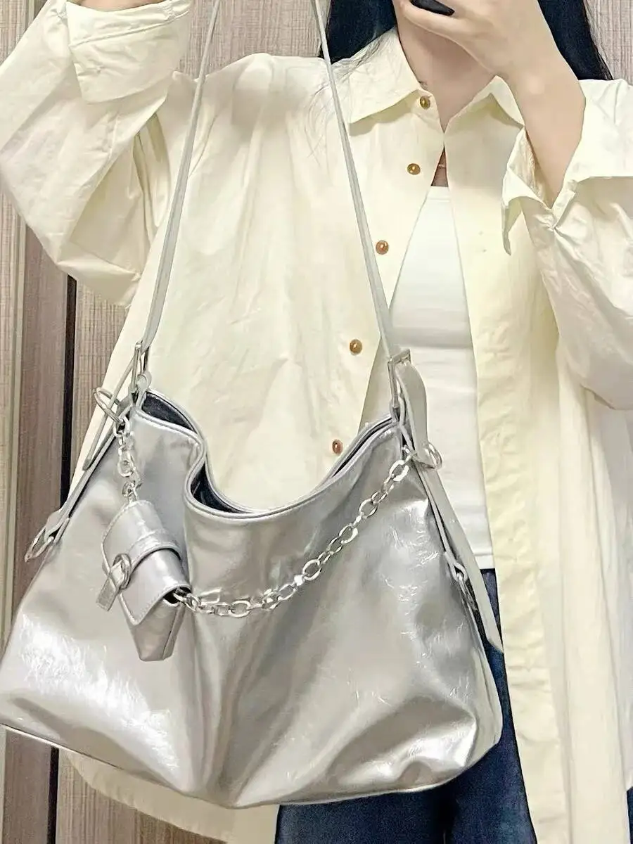 Bloom Black Vintage Underarm Women Haruku Chain Decorative Shoulder With Headphone Large Capacity Tote Bag Y2k