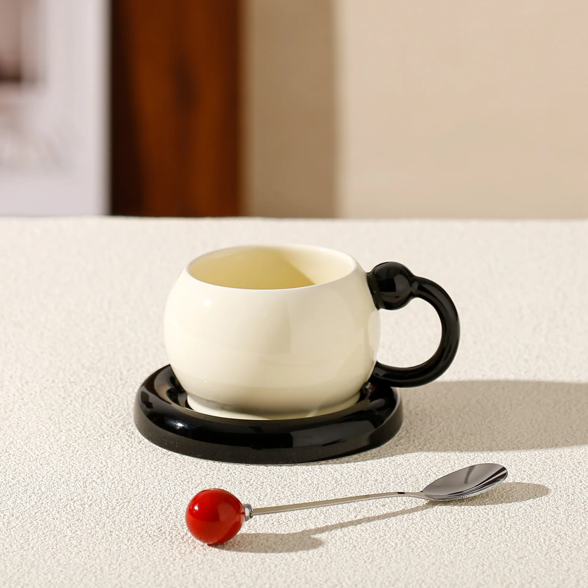 

Small capacity coffee cup and saucer set, household high value afternoon tea, simple coffee cup