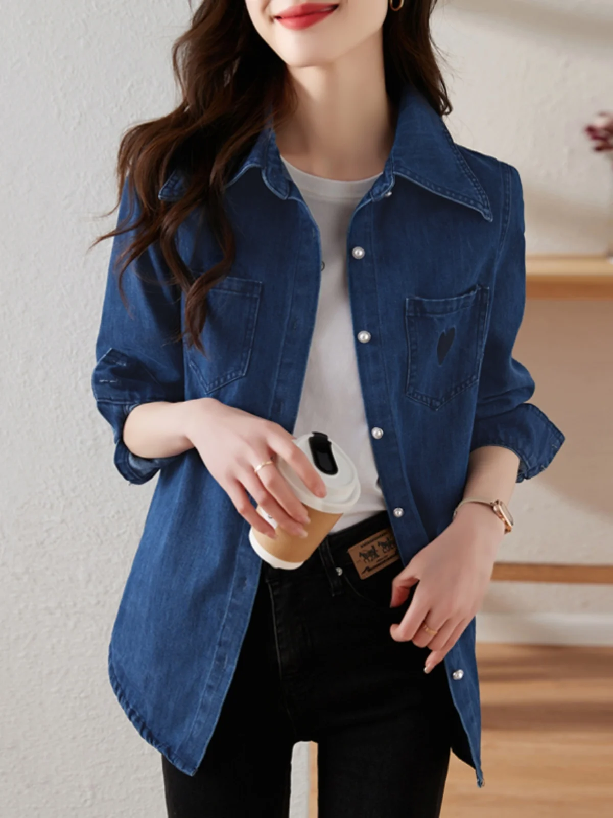 

Женская свободная рубашка из мягкого денима с длинным рукавом, весна-осень, повседневная, винтажная, стандартного кроя, из трикотажной ткани, с воротником на пуговицах