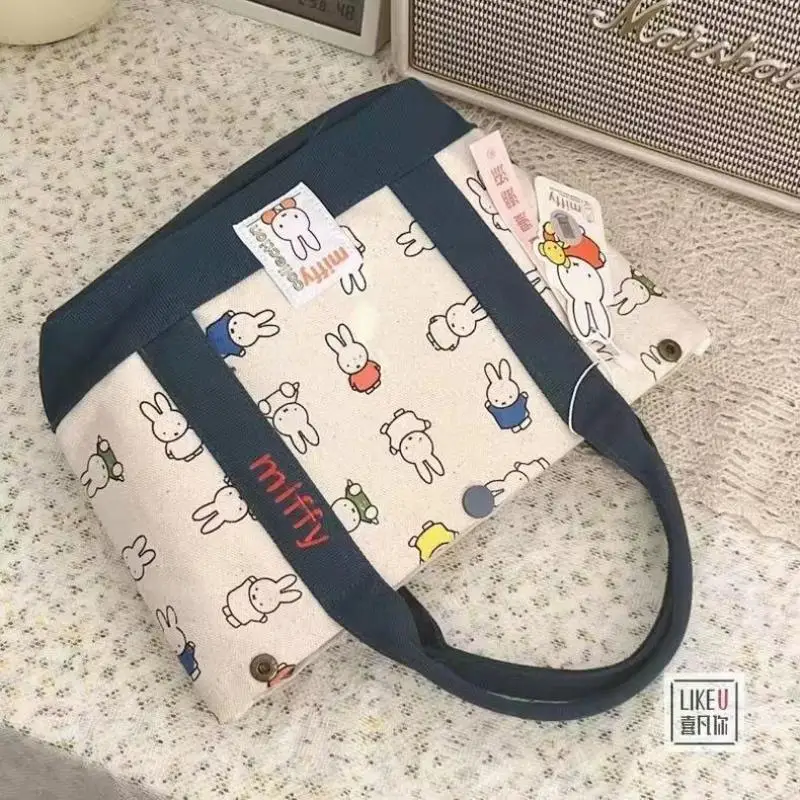 Nuova borsa di tela ricamata Miffy Borsa da esterno per ragazze Kawaii Borsa Bento Borsa a tracolla per studenti di grande capacità Borsa per la spesa