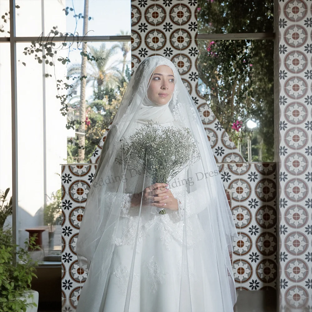 Luxury Muslim Wedding Dresses 2026 Applique Long Sleeves Lace Bride Gown For Women High Neck Sequin Reception Dresses Customize