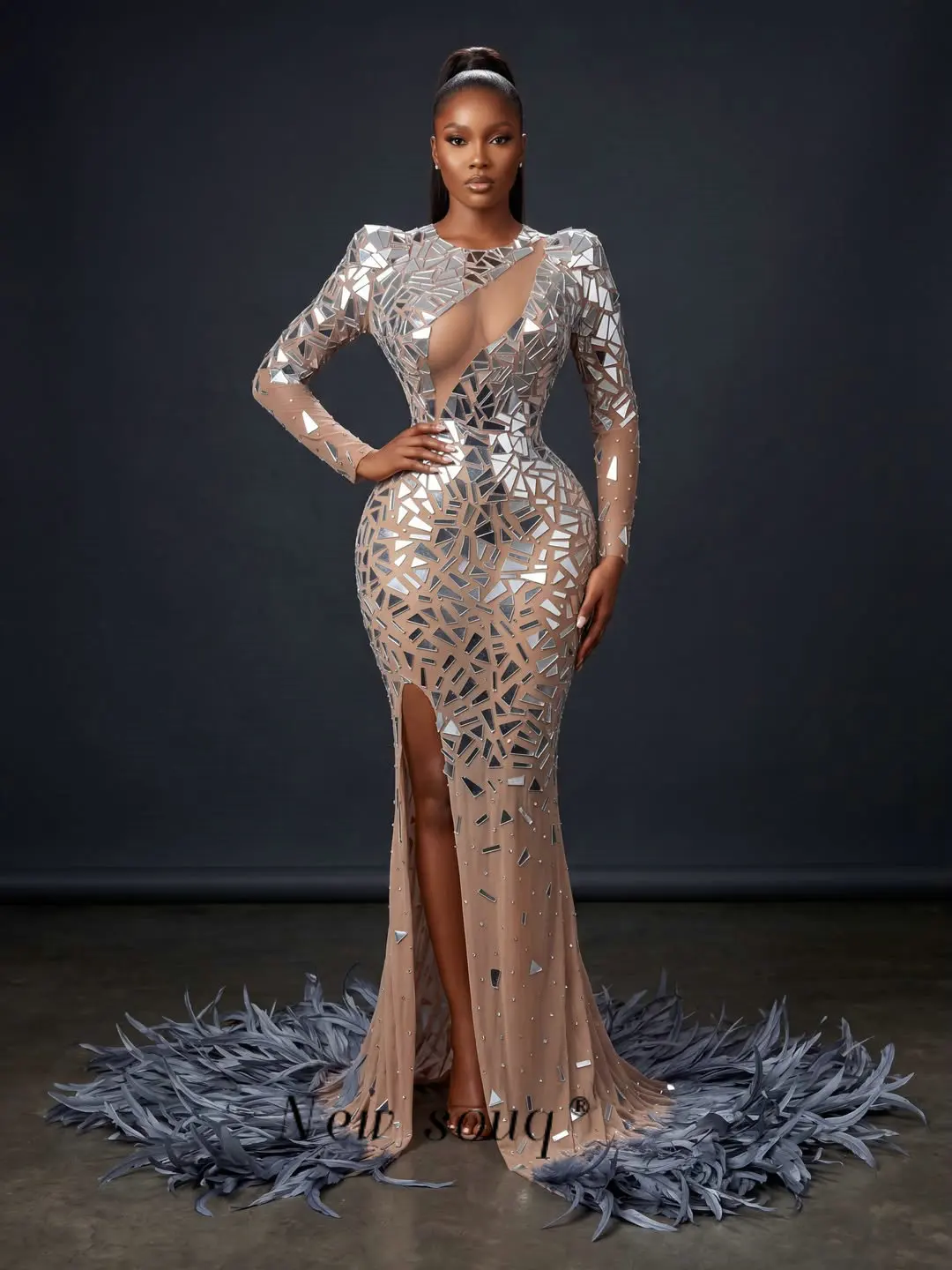 

Gray Feathers Sexy Illusion Long Sleeves Mermaid Prom Dresses with Mirror Crystals Customized African Black Women Evening Gowns