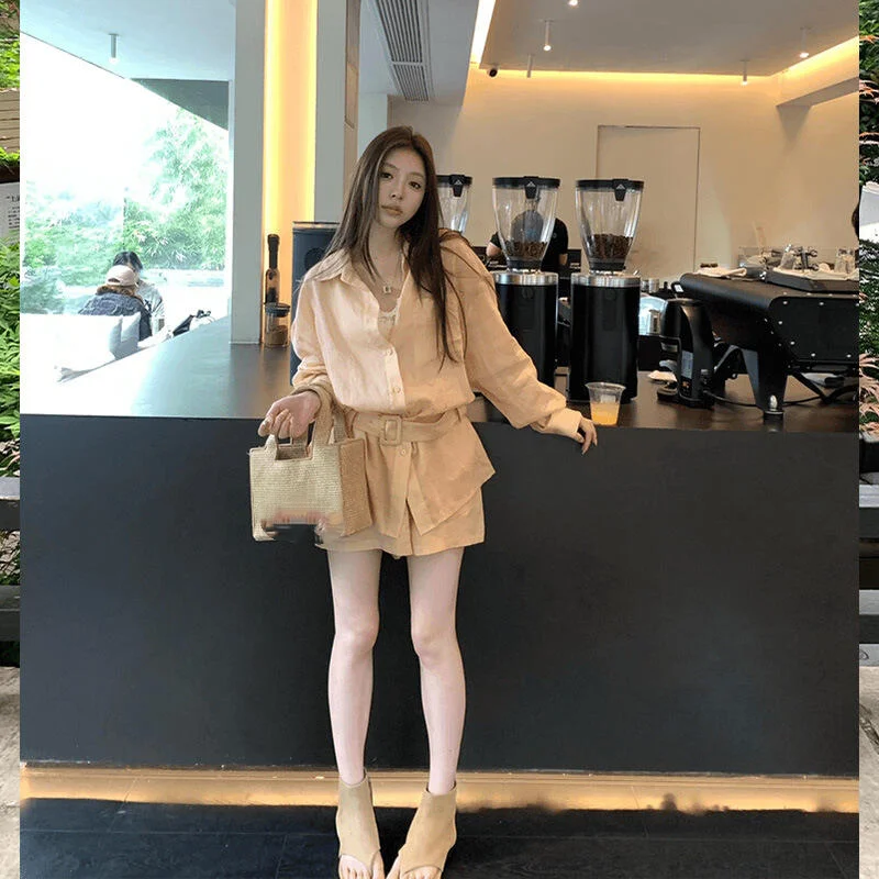 New 2026 Fashion Best-Selling Gentle Suit Temperament Loose Long-Sleeved Shirt High-Waisted Shorts Women's Summer New Style Ins - Image 2