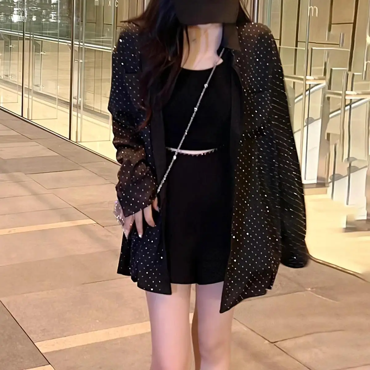 Blusa feminina de lantejoulas de rua, brilhante estilo diamantes, estilo solto, camisa casual preta, nova moda, primavera, 2022