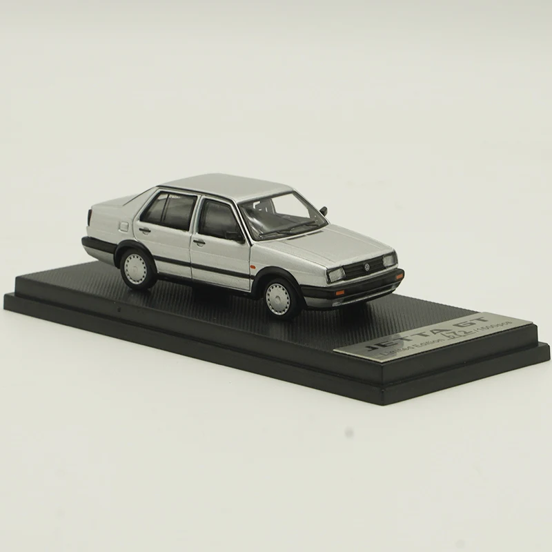 1:64 Jetta GT Liga Carro Diecasts & Veículos de Brinquedo Modelo de Carro Modelo em Escala em Miniatura Carro para Crianças