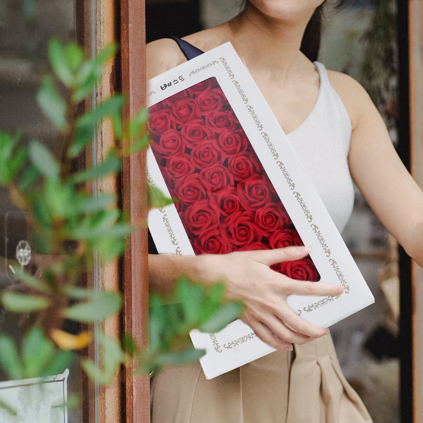 

50Pcs Soap Rose Flowers Realistic Simulation Roses for Holiday Gift Festival Decoration Surprise Present for Wife Girlfriend