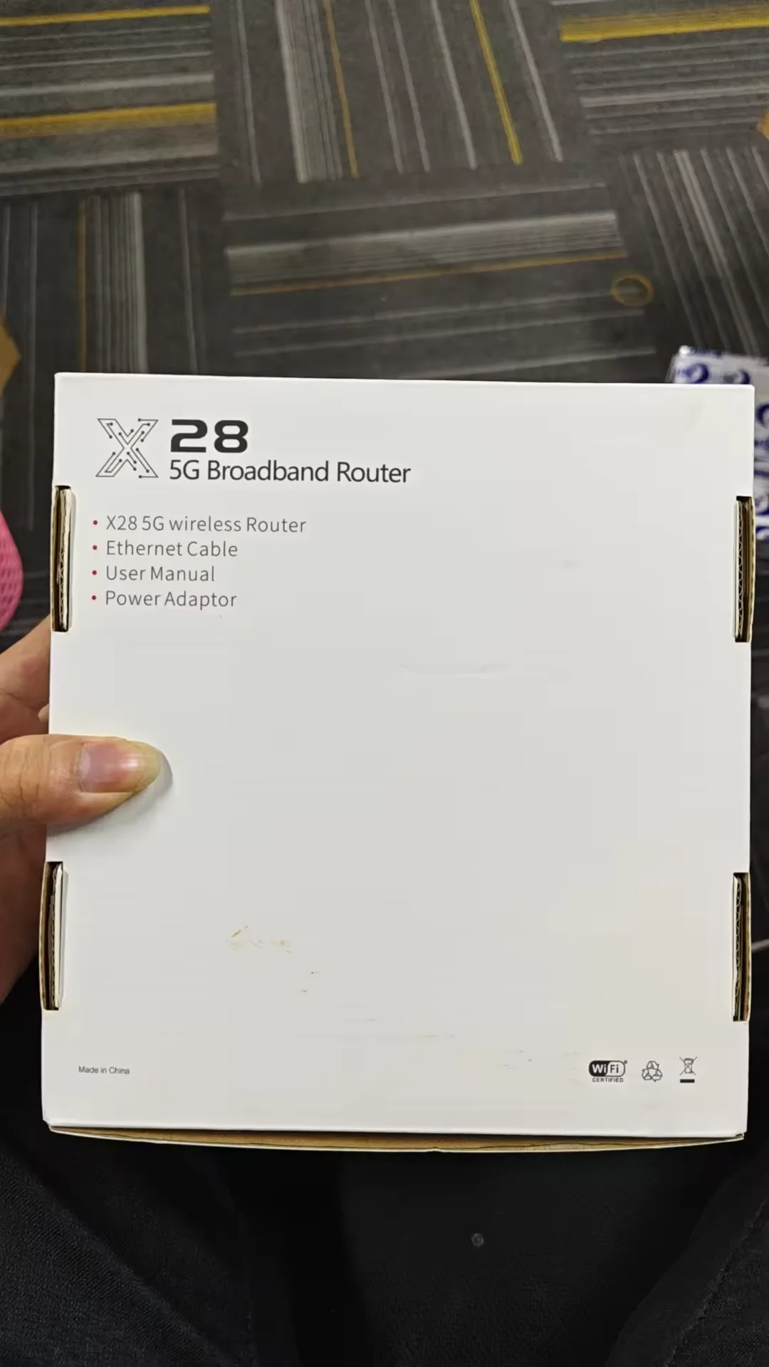 ZLT X28 5G CPE Router Dual-Band Gigabit 2.4G WIFI 6 DL 4Gbps UL 1Gbps TTL Indoor 5G Modem with Sim Card Slot