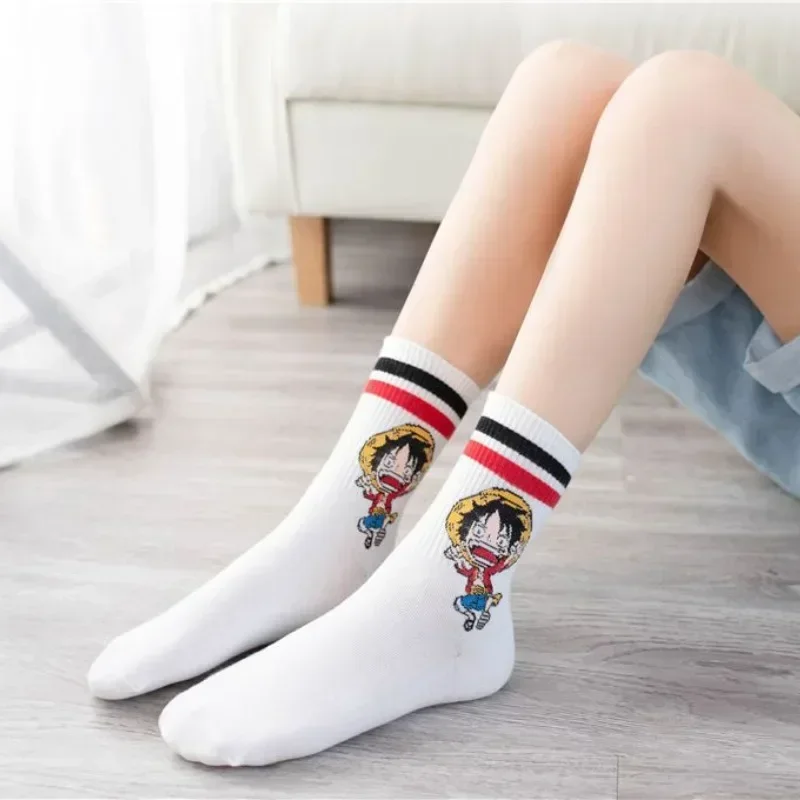 5 paires de chaussettes une pièce Anime dessin animé Luffy Chopper étudiant coton blanc longues chaussettes de bateau courtes chaussettes tricotées imprimées cadeau pour enfants