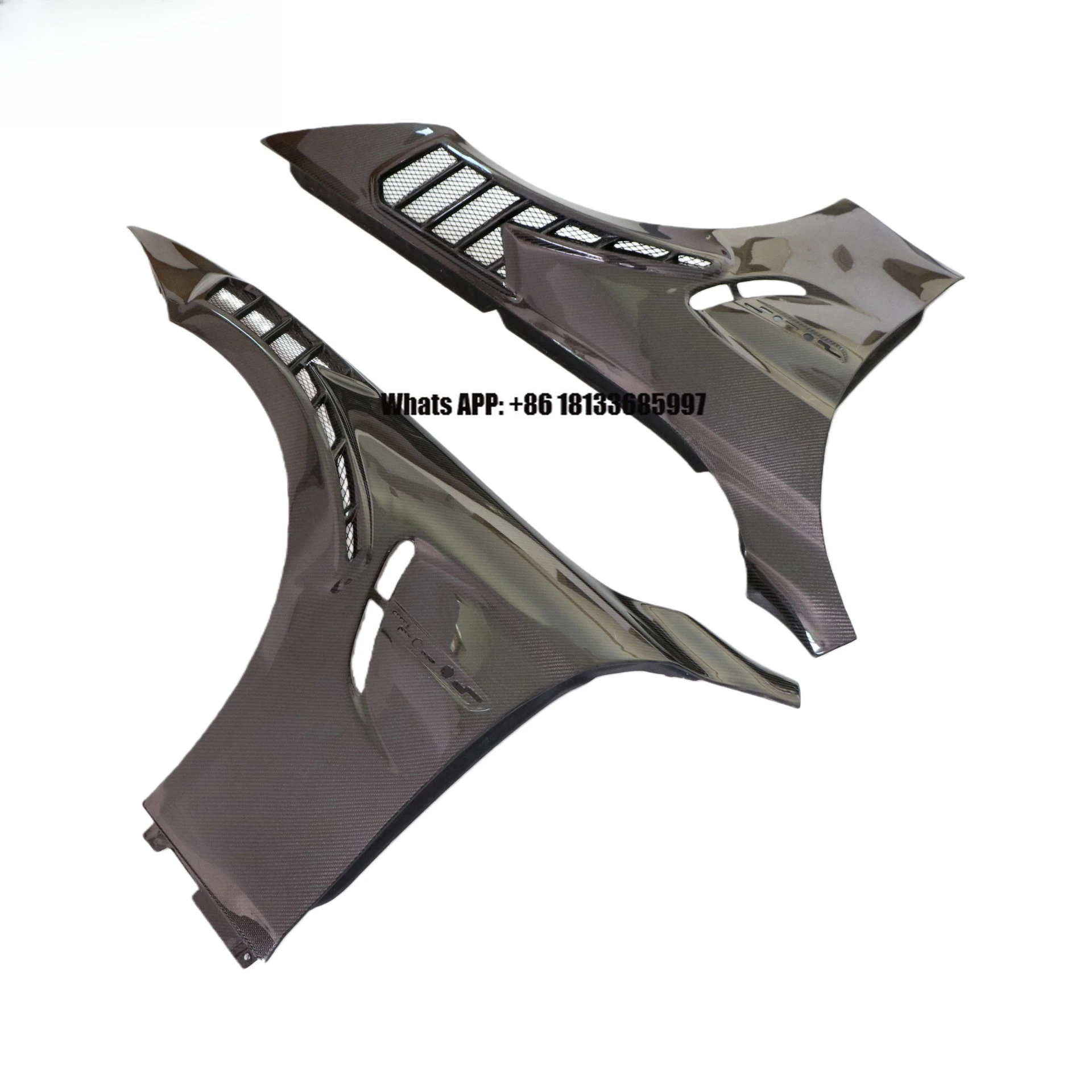 

Car Side Fenders Upgrade RS Style Carbon Fiber Mud Guards Auto Exterior Accessories for bmw M4 F82 Carbon Fiber Fender