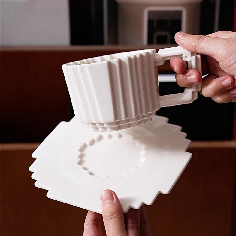 Nordic Industrial Style Ceramic Coffee Cup with Disc Creative Irregular Latte Afternoon Tea Cup Black and White Ceramic Mug