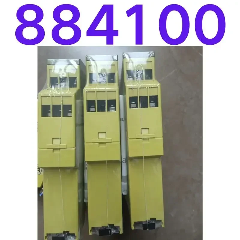 

Brand-new Safety relay 884100