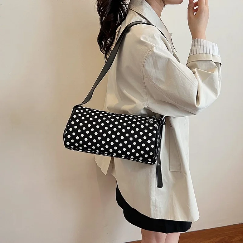 

Luxury Ladies Tote Bag Crafted From Premium Leather Featuring High-End Quality And Paris Elegant Vintage Look ​