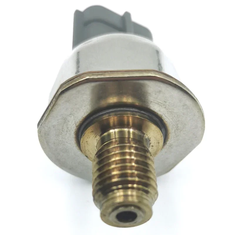 Fuel Pressure Sensor 45PP3-4 1465A034A 8C1Q9D280AA 9664613880 1465A034 For Nissan Navara D40 Pathfinder R51 2.5 DCI