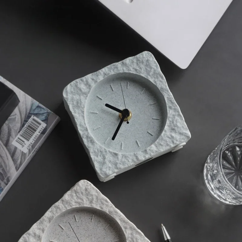 Small Table Clock Decorative Creative Home Silent Clock Nordic Living Room Clock Desktop Ornament Room Decoration Ornaments