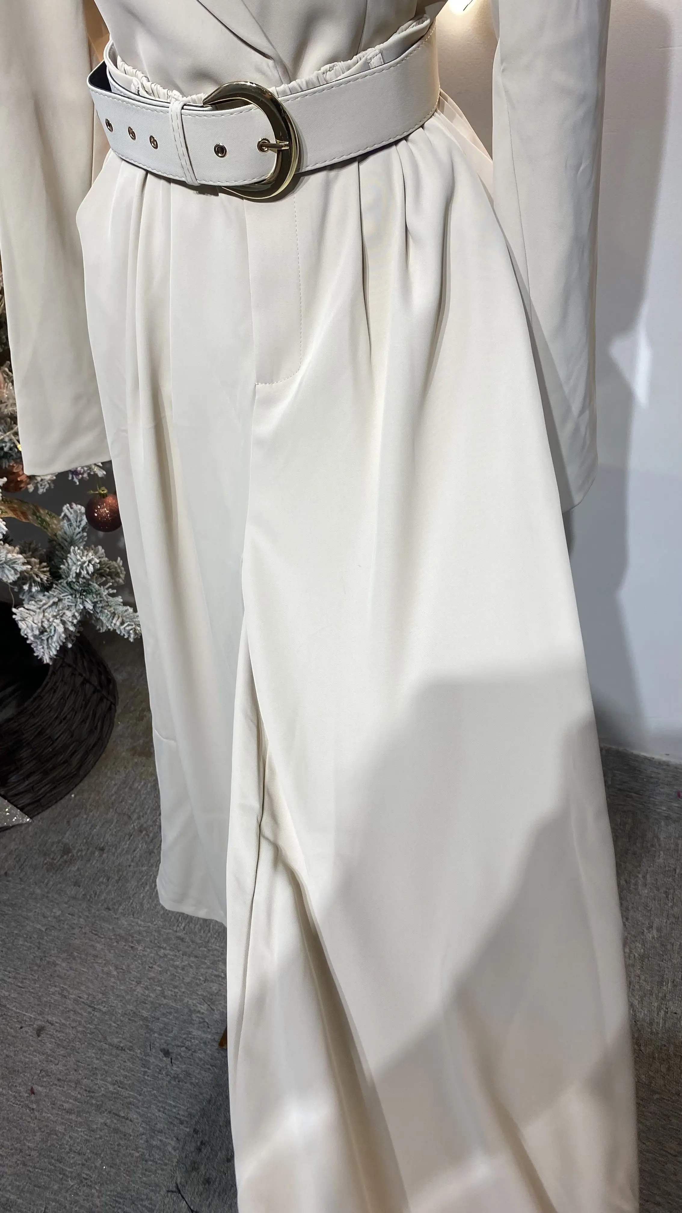 ملابس نسائية صيفية جديدة لعام 2025 طقم فستان بدلة أنيق عالي الجودة ، فستان أنيق بلون سادة-GZXX181