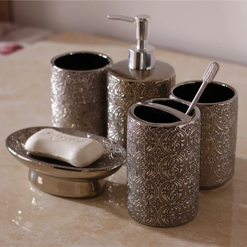 Retro Ceramic  Bathroom Supplies Five-piece Soap Dish Dispenser Pie Set Nordic Household Toiletry