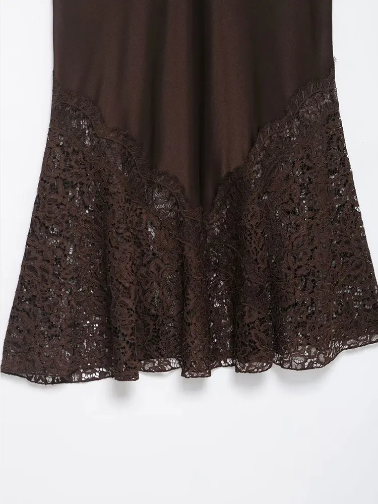 กระโปรงยาวทรงเอวสูงผ้าซาตินแต่งลูกไม้สีพื้นสำหรับผู้หญิงแฟชั่นฤดูใบไม้ร่วงปี 2025 สไตล์หรูหราสำหรับงานปาร์ตี้ Y2K