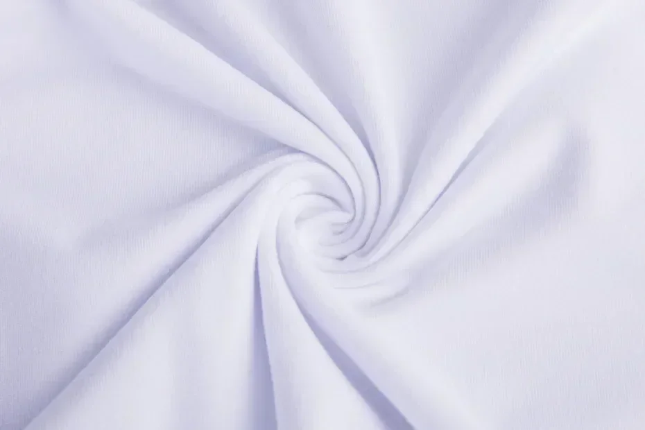 เสื้อยืดแฟชั่นลายไล่เฉดสี ตัวอักษร แนวโน้มใหม่ปี 2025 เสื้อยืดคอกลมลำลองสำหรับผู้ชายและผู้หญิง