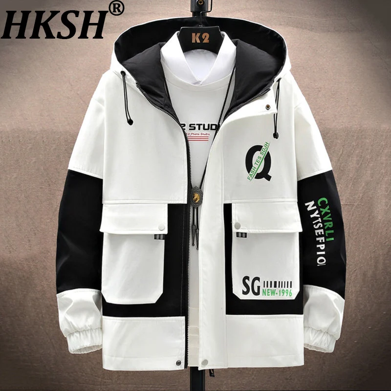 

HKSH Spring Autumn New Men Design Youth Color Block Loose Casual Hooded Jacket Trend Fashion Letter Print Patchwork Coat HK18820