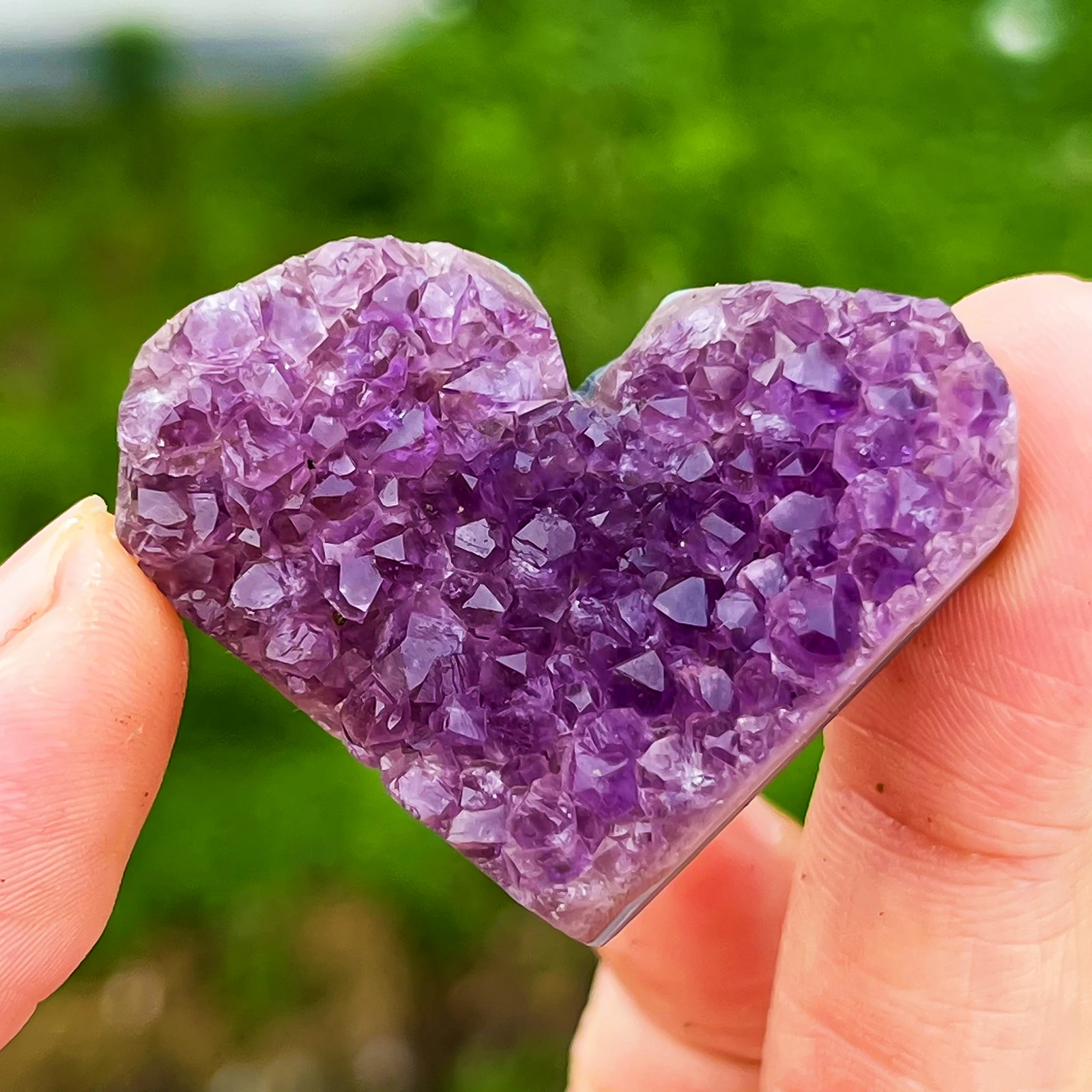 1pc Natural Amethyst Crystal Cluster Heart-Shaped Decorative Ornaments Pure Color Geometric Design Mineral Specimen